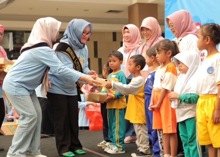 Gebyar Karnaval PAUD Tahun 2023 tingkat Kota Cirebon di atrium Grage City Mall berlangsung meriah, Rabu (9/8/2023).*/Humas Pemda Kota Cirebon