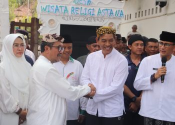 Raih Penghargaan Desa Wisata Religi  2023,  Sandiaga Uno Kunjungi Desa Astana Gunungjati