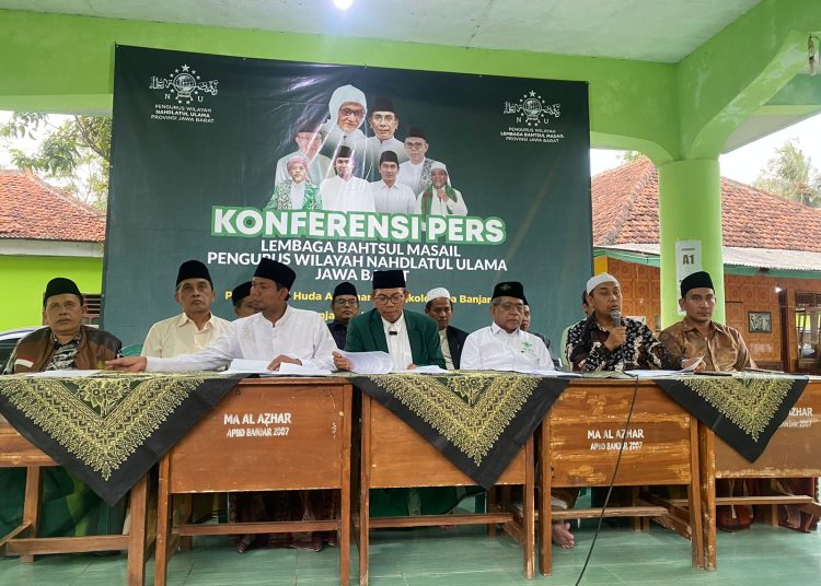 Foto arsip- Lembaga Bahtsul Masail (LBM) Pengurus Wilayah Nahdlatul Ulama (PWNU) Jawa Barat (Jabar), dalam sebuah kegiatan saat konferensi pers kepada awak media. (Humas LBM PWNU Jabar)