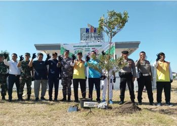 KAI Daop 3 Cirebon Tanam 654 Pohon Wujud Pelestarian Lingkungan