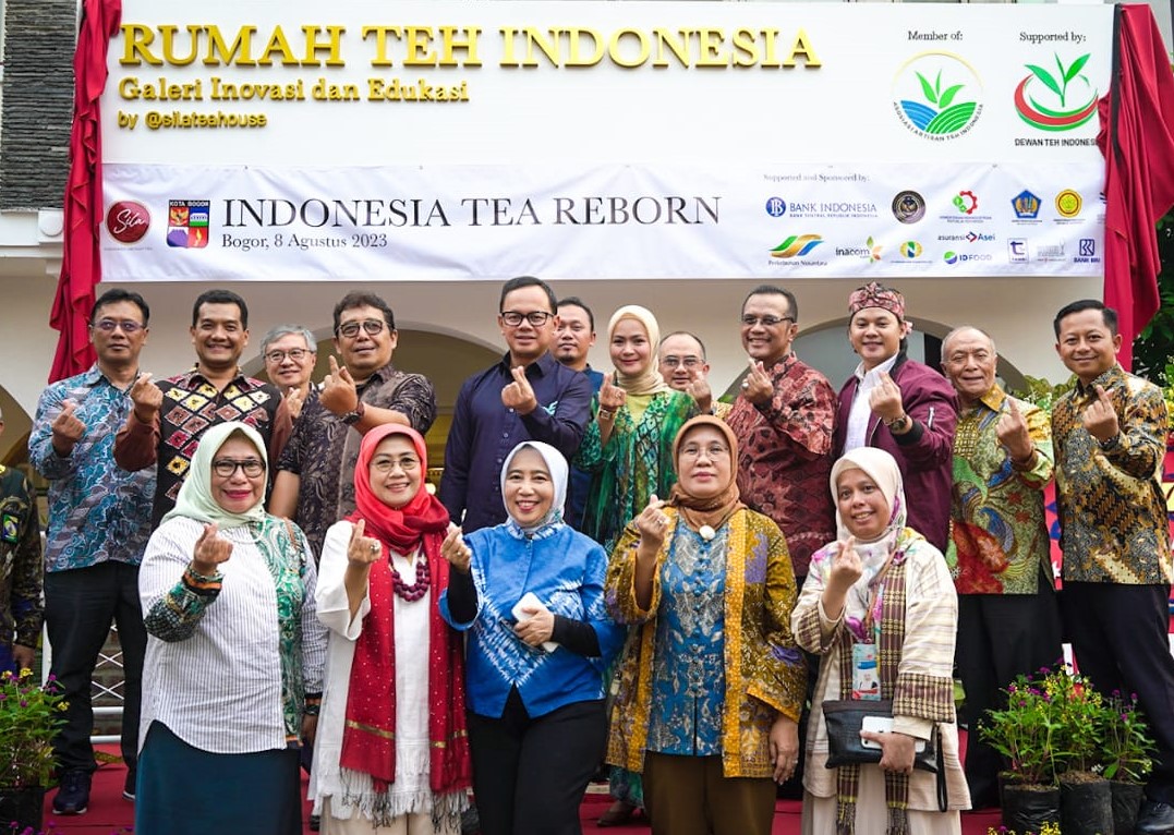 Asosiasi Artisan Teh Indonesia (ARTI) dan Dewan Teh Indonesia (DTI) yang mendirikan Rumah Teh Indonesia, Selasa (8/8/2023).*/dok-kemenperin