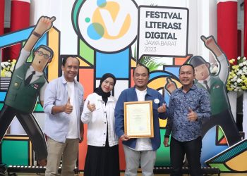 Pemkab Cirebon Raih Penghargaan Anti Hoaks of The Year