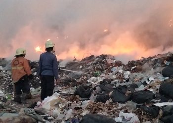 TPA Kopi Luhur di Kota Cirebon Terbakar