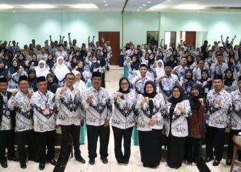 Eti Herawati: Peran Aktif Guru Bentuk Karakter Siswa Melalui Kurikulum Merdeka
