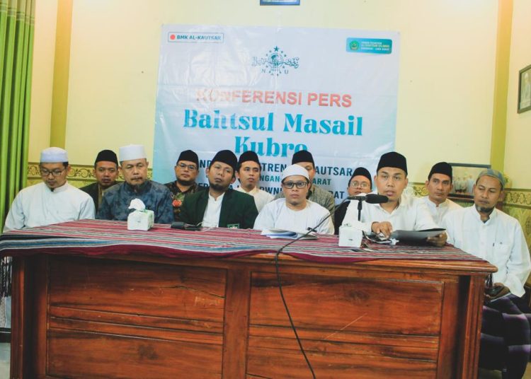 Pelaksanaan Bahtsul Masail Kubro (BMK)  LBM PWNU Jabar, yang digelar di Pondok Pesantren (Ponpes) Al-Kautsar Cilimus, Kabupaten Kuningan, Kamis (19/10/2023).