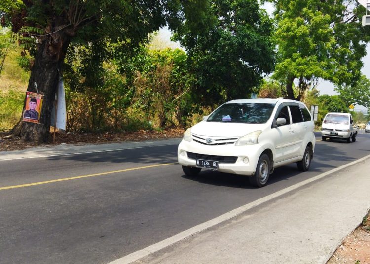 Jalan Raya Gronggong, Kecamatan Talun, Kabupaten Cirebon.*/Ipul