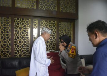 Minta Doakan Kelancaran Kamtibmas di Masa Pemilu, Kapolresta Cirebon Silaturahmi Bersama Tokoh Ulama