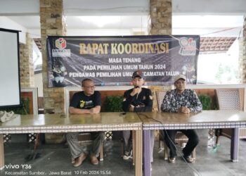 Panwascam Talun Patroli Cegah Pelanggaran di Wilayahnya