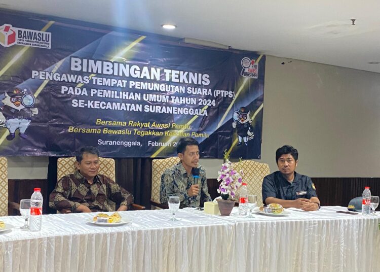 Panwascam Suranenggala gelar bimbingan teknis pengawasan pemungutan dan penghitungan suara Pemilu 2024, Senin (12/2/2024).*