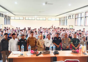 APK Peserta Pemilu Ditertibkan, Panwascam Gempol Komitmen Jaga Kedamaian di Masa Tenang Pemilu 2024