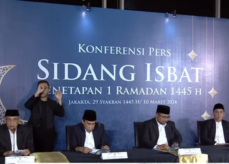 Sidang isbat Kementerian Agama RI penetapan awal Ramadhan 1445 H di kantor setempat, Minggu (10/3/2024).*