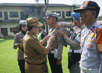 Bupati Imron Pastikan Pelayanan Terbaik untuk Arus Mudik Lebaran 2024 di Cirebon