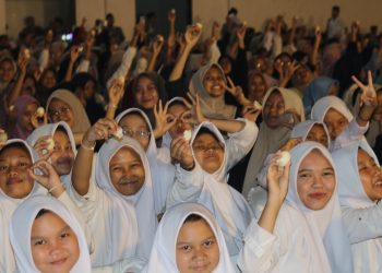 Tingkatkan Kesadaran Gizi Santri, Pesantren Buntet Gelar Aksi Makan Telur