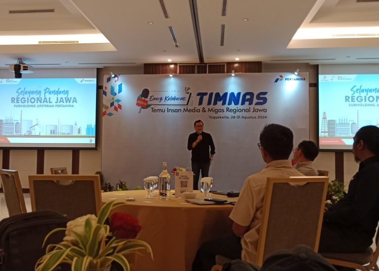 Manager Relations Pertamina Subholding Upstream Regional Jawa, Agus Suprijanto, dalam acara Temu Insan Media & Migas di Yogyakarta (29/8/2024).-* etnologi/M.Rahmat.