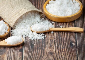 Garam Jadi Solusi Efektif Hilangkan Jerawat, Begini Caranya