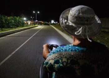 Bahaya Angin Malam Saat Berkendara: Kenali Risikonya