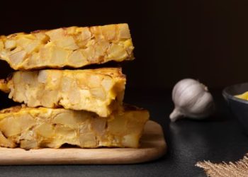 Tak Banyak yang Tahu! Ini Manfaat Luar Biasa Tempe Jika Dikonsumsi Setiap Hari