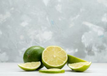 Segar dan Sehat: 5 Manfaat Jeruk Nipis yang Wajib Kamu Coba Setiap Hari!