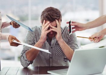 5 Cara Ampuh Redakan Stres Kerja tanpa Meninggalkan Meja