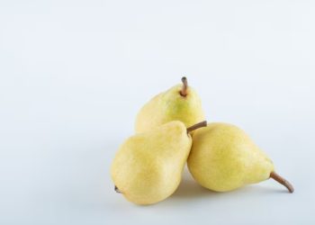 5 Buah Ampuh Turunkan Demam Secara Alami dan Cepat