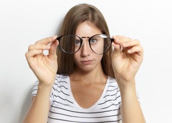 4 Cara Alami Atasi Mata Minus agar Penglihatan Tetap Tajam