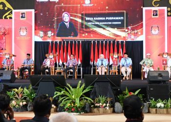 Debat Kedua Pilkada Kabupaten Cirebon 2024, Saling Serang Gagasan Antar-Paslon