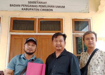 Saling Lapor Dugaan Pelanggaran Pemilu, Tim Kuasa Hukum 02 Datangi Bawaslu