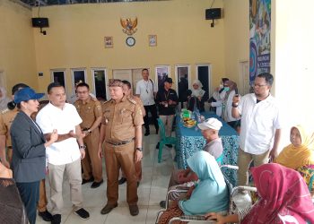 Tangkal PMI Ilegal Mulai dari Desa, Wamen PPMI Lakukan Kunjungan ke Kabupaten Cirebon