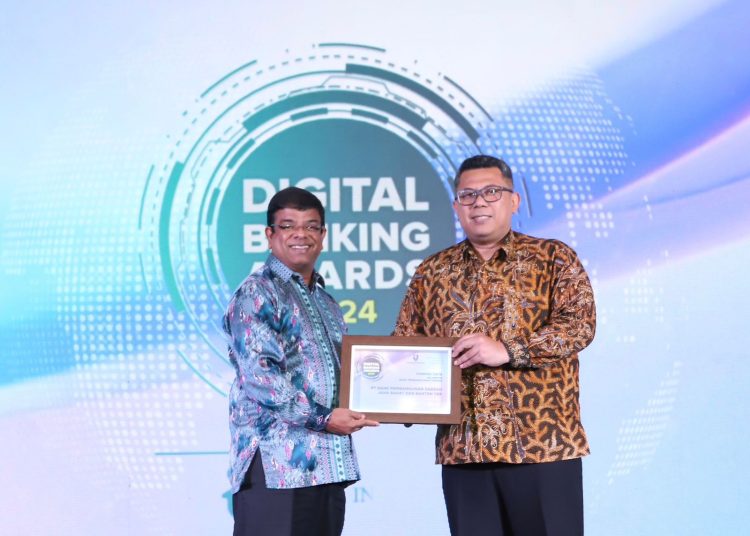 Transformasi digital terus berbuah manis, bank bjb raih penghargaan nasional./* (humas bank bjb)