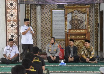 Bantu Anak Terjerat Hukum, Bupati Cirebon Siap Biayai Pendidikan di Pesantren dan Modal  Usaha