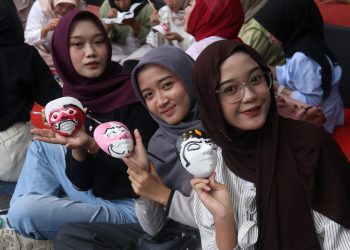 Topeng Jadi Cermin Peradaban, Cirebon Mask Festival 2025 Ajang Budaya dan Kolaborasi Lintas Generasi