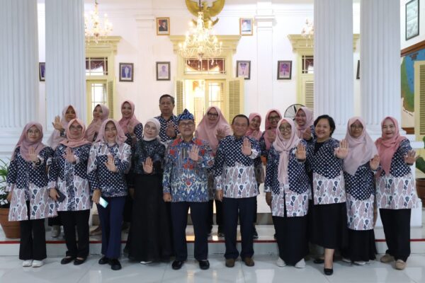 Penghargaan Layak Anak 2025 Kabupaten Cirebon masih di Pratama. Target Nindya di depan mata./* (foto: Diskominfo) 