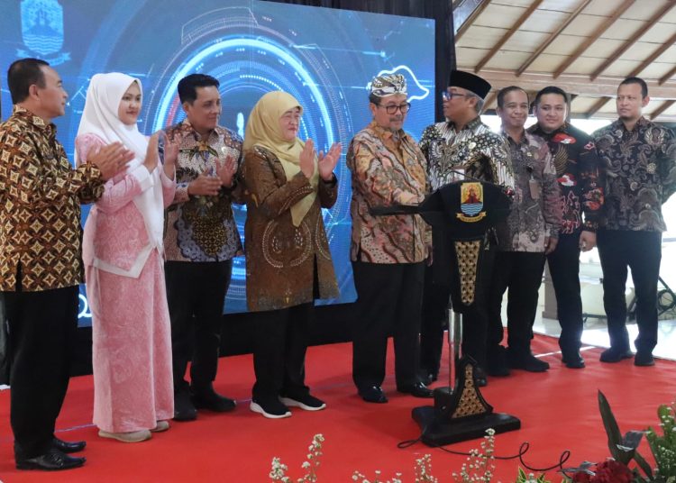 Pemkab Cirebon meluncurkan program manajemen talenta bagi ASN untuk perkuat reformasi birokrasi di Pendopo Bupati, Jumat (22/8/2025)/* (foto: Prokompim Kab. Cirebon) 