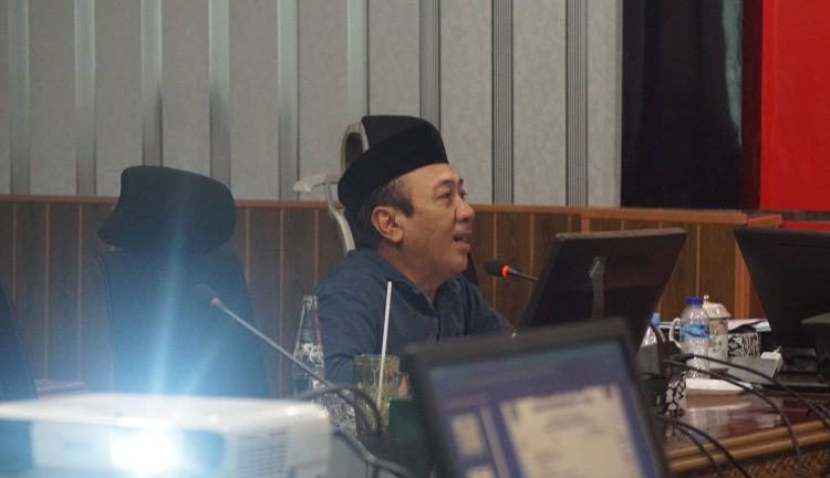 Data Bansos Bermasalah.DPRD minta pendataan ulang tahun 2026 dalam rapat Banggar bersama Dinas Sosial, di gedung dewan, Rabu (6/8/2025)./* (foto: Humas DPRD Kab. Cirebon)