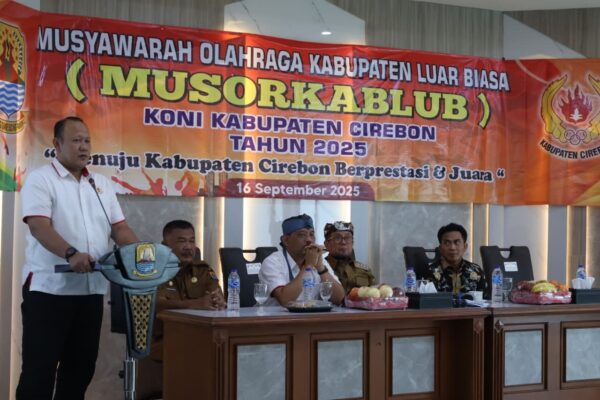 Musorkablub KONI Kabupaten Cirebon dengan agenda tunggal pemilihan Ketua Umum masa bakti 2025–2029, berlangsung di Off Room Pendopo Bupati Cirebon, Selasa (16/9/2025)./* (foto: Diskominfo)
