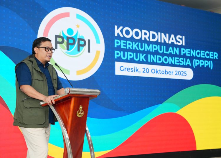 PT Pupuk Indonesia menggelar Rakor bersama PPPI yang dihadiri 200 pengecer dari Jawa Timur, Jawa Tengah, Jawa Barat, dan Banten di Gresik, Senin (20/10/2025)./* (foto: Humas PT Pupuk Indonesia) 