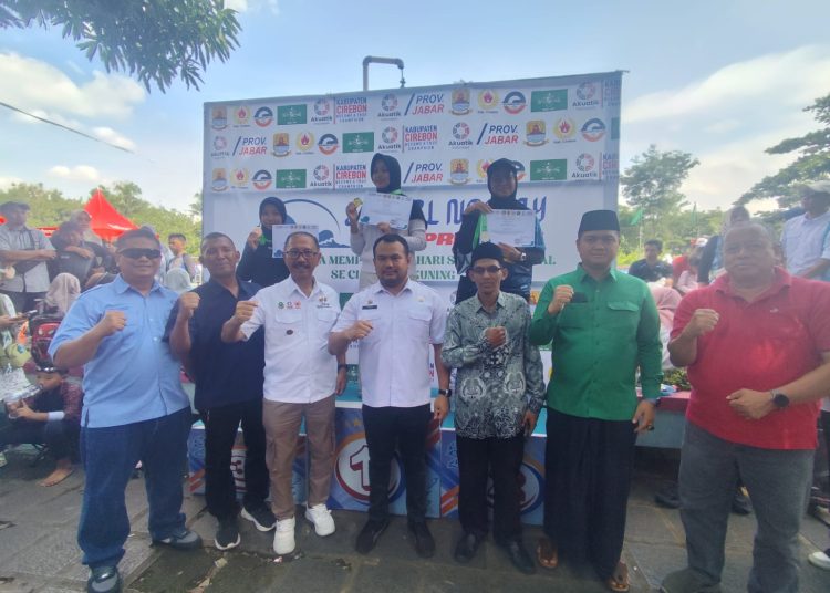 Pengurus Cabang Akuatik Indonesia Kabupaten Cirebon sukses menggelar kejuaraan "Santri Ngojay Berprestasi 2025" di Kolam Renang Kiki, Kecamatan Sumber, pada Rabu (19/11/2025)./* (foto: ist)