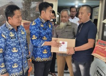 200  Warga Slangit terdampak angin kencang, BPBD Salurkan Logistik Bagi Desa Terdampak
